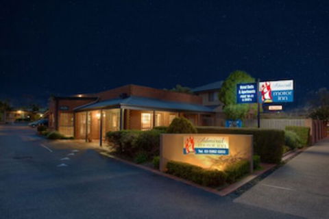 Admiral Motor Inn - Foster Accommodation 0
