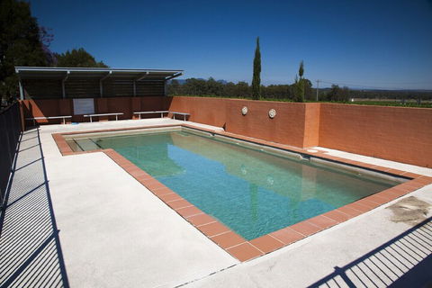 Adina Vineyard - Foster Accommodation 7
