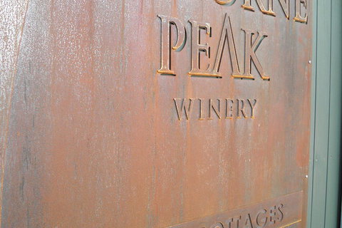 Gisborne Peak Winery Cottages - Foster Accommodation 1