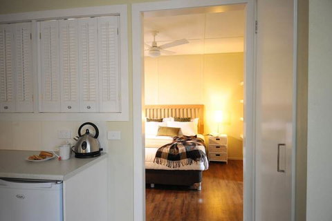 Gisborne Peak Winery Cottages - Foster Accommodation 5