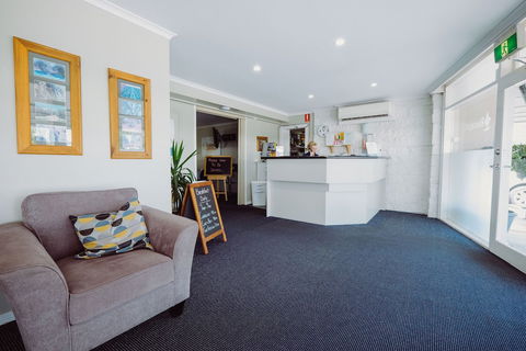 Artesian Spa Motel - Foster Accommodation 5