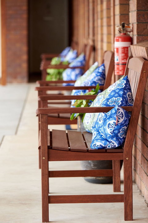 Ruthven Street Motor Inn - Foster Accommodation 0