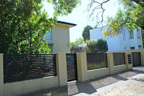 Adelaide DressCircle Apartments Childers Street - Foster Accommodation 5
