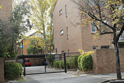 Adelaide Dresscircle Apartments Archer Street - Foster Accommodation 4