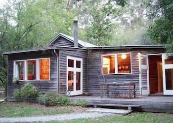 Allenvale - Foster Accommodation 0