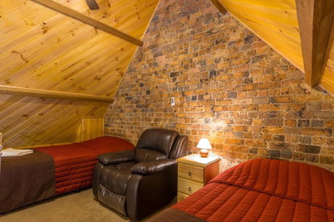 Black Gold Motel - Foster Accommodation 6