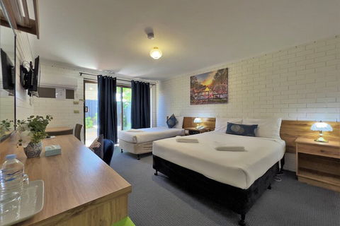 Albury Garden Court Motel - Foster Accommodation 5