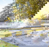 The Quarters Forresters Beach - Foster Accommodation