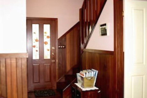 Pemberton Old Picture Theatre Holiday Apartments - Foster Accommodation 3