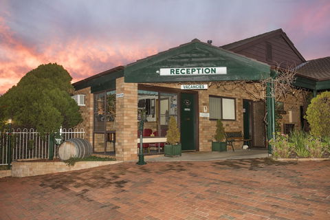 Ningana Motel - Foster Accommodation 0