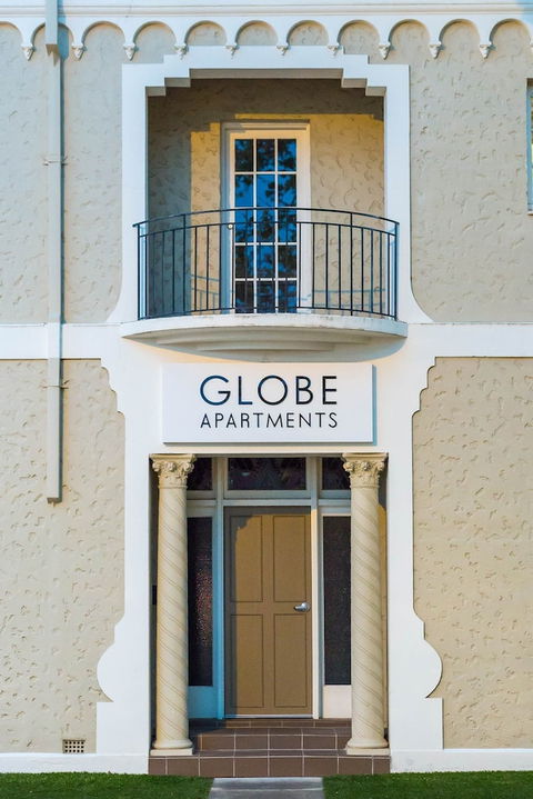 Globe Apartments - Foster Accommodation 3