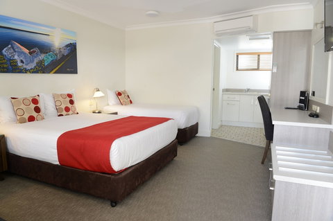 Rockpool Motor Inn - Foster Accommodation 5