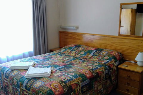 Armidale Rose Villa Motel - Foster Accommodation 6