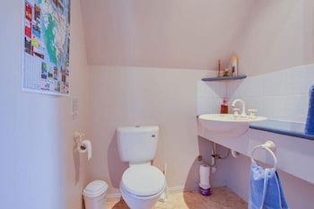 Beaches 'n' Greens - Foster Accommodation 6