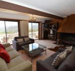 Top Deck - Foster Accommodation