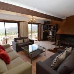 Top Deck - Foster Accommodation 0