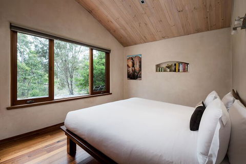 Aiyana Retreat - Foster Accommodation 7