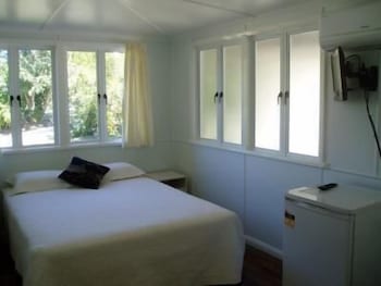 Hillcrest Guest House Cooktown - Foster Accommodation 5