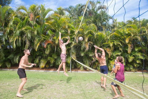 Backpackers Holiday Village - Foster Accommodation 7