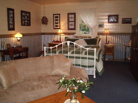 Springbank Bed & Breakfast - Foster Accommodation 2