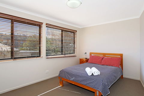Amberoo Apartments Tamworth - Foster Accommodation 4