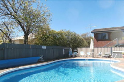 Harbour Lights Holiday Units - Foster Accommodation 0