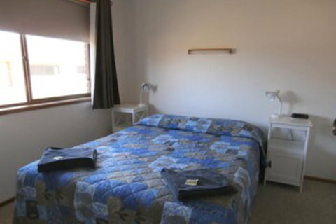 Harbour Lights Holiday Units - Foster Accommodation 7