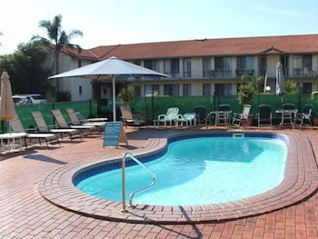 Aquarius Resort Holiday Apartments - Foster Accommodation 0