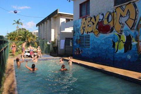 Asylum Cairns Hostel - Foster Accommodation 0