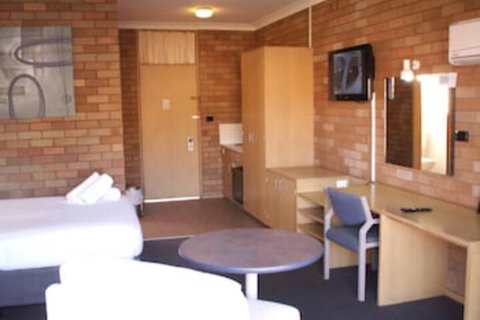 Court Street Motel - Foster Accommodation 4