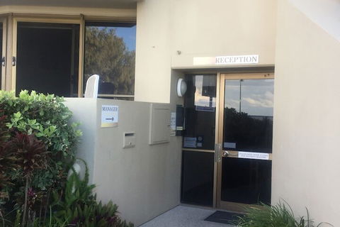 Sandrift Beachfront Apartments - Foster Accommodation 1