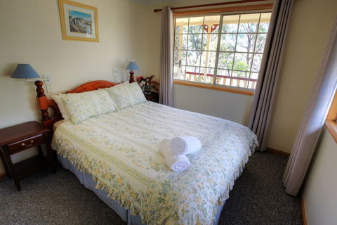 Accommodation Creek Cottages - Foster Accommodation 3