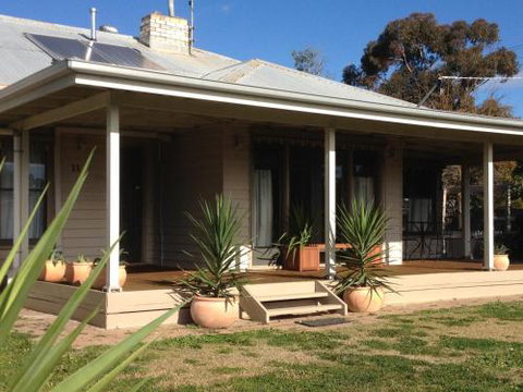 Ploughmans On Ivy - Foster Accommodation 6