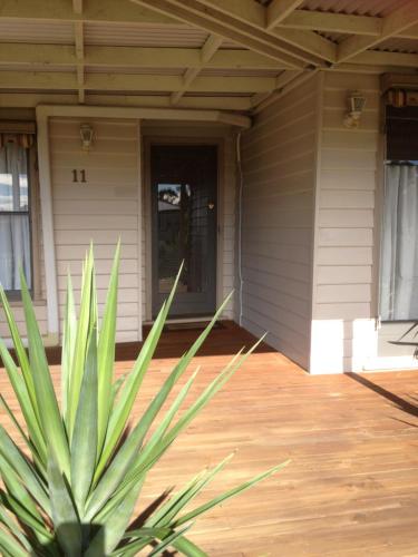 Ploughmans On Ivy - Foster Accommodation 4