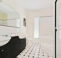 Wine and Roses BB - Foster Accommodation