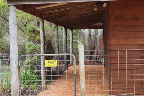 Cinnamon Coloureds Farm Cottages - Foster Accommodation 3