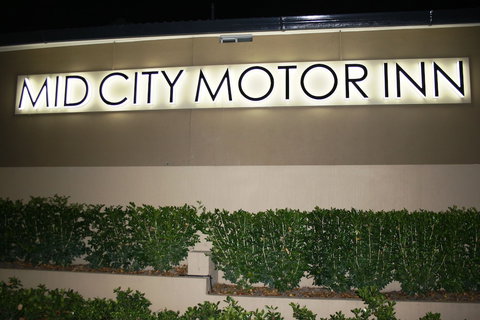 Noah's Mid City Motor Inn - Foster Accommodation 2