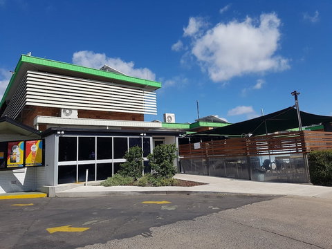 Windsor Hotel Dalby - Foster Accommodation 6