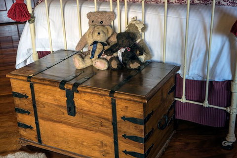 Observatory Cottages - Foster Accommodation 4