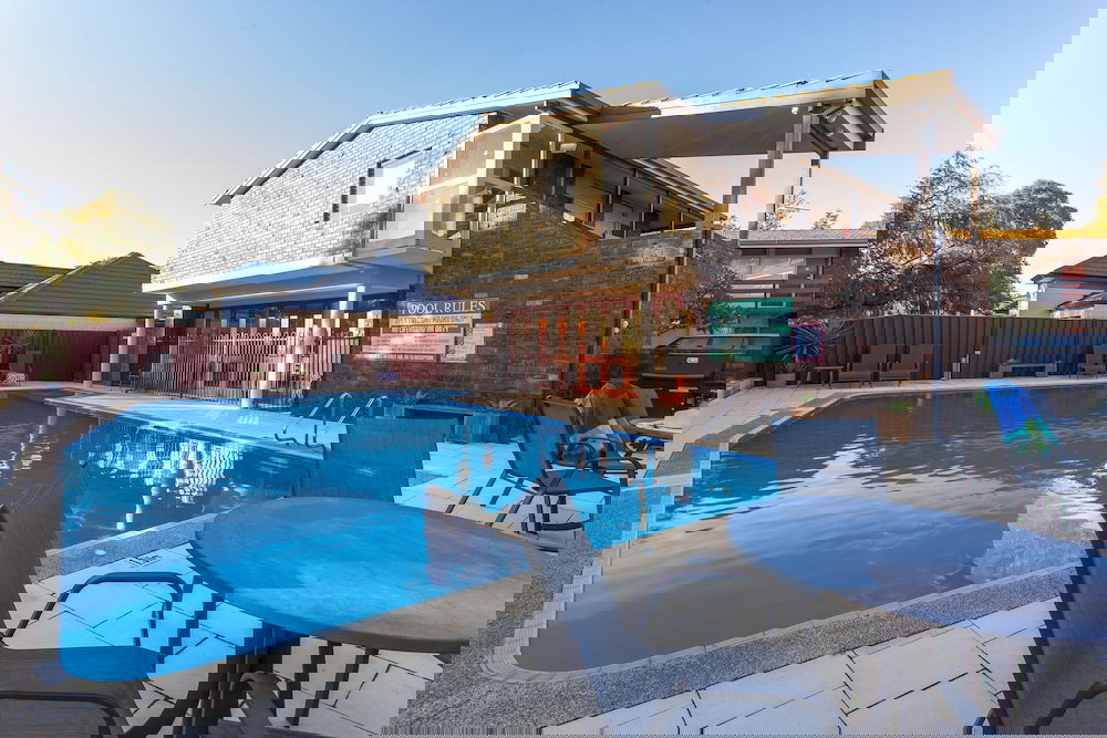  Foster Accommodation