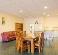 Holiday on Mostyn - Foster Accommodation