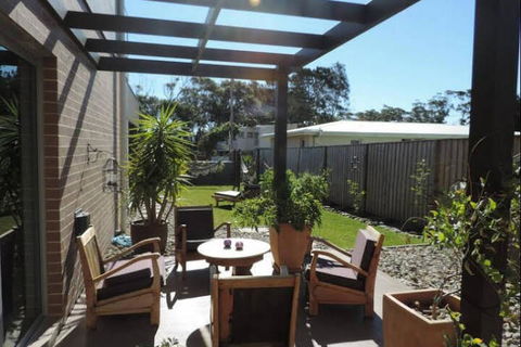 Berrara Bed & Breakfast - Foster Accommodation 1