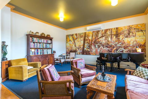 Northern Arts Hotel - Foster Accommodation 5
