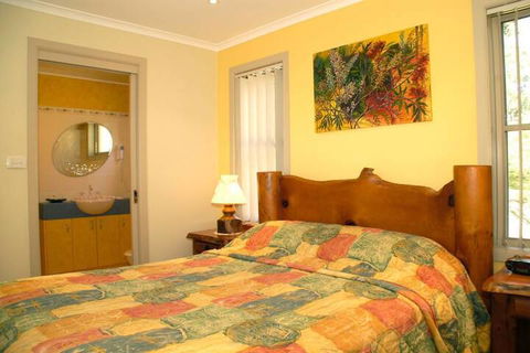 Bewong River Retreat - Foster Accommodation 1