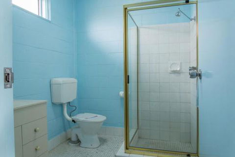 Artesian Motor Inn - Foster Accommodation 1