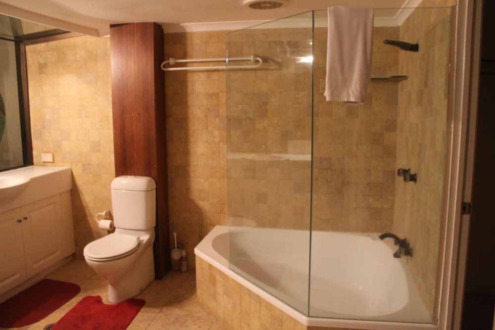  Foster Accommodation