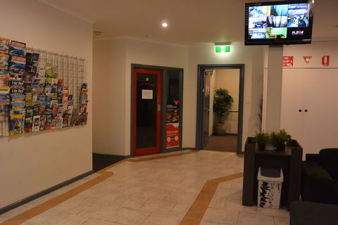 Elizabeth Hostel - Foster Accommodation 5