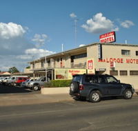 A  A Lodge Motel Emerald - Foster Accommodation