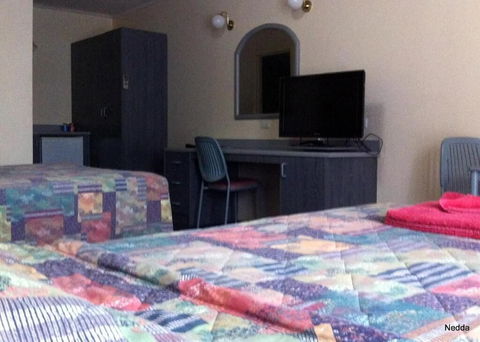 Westland Hotel Motel - Foster Accommodation 6