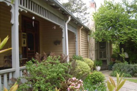 Mooltan House-hepburn Springs - Foster Accommodation 2